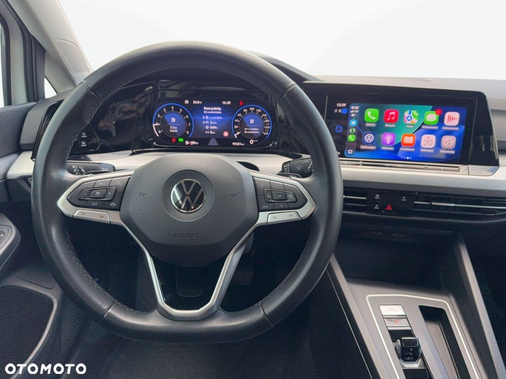 Volkswagen Golf 1.0 eTSI Life DSG - 19