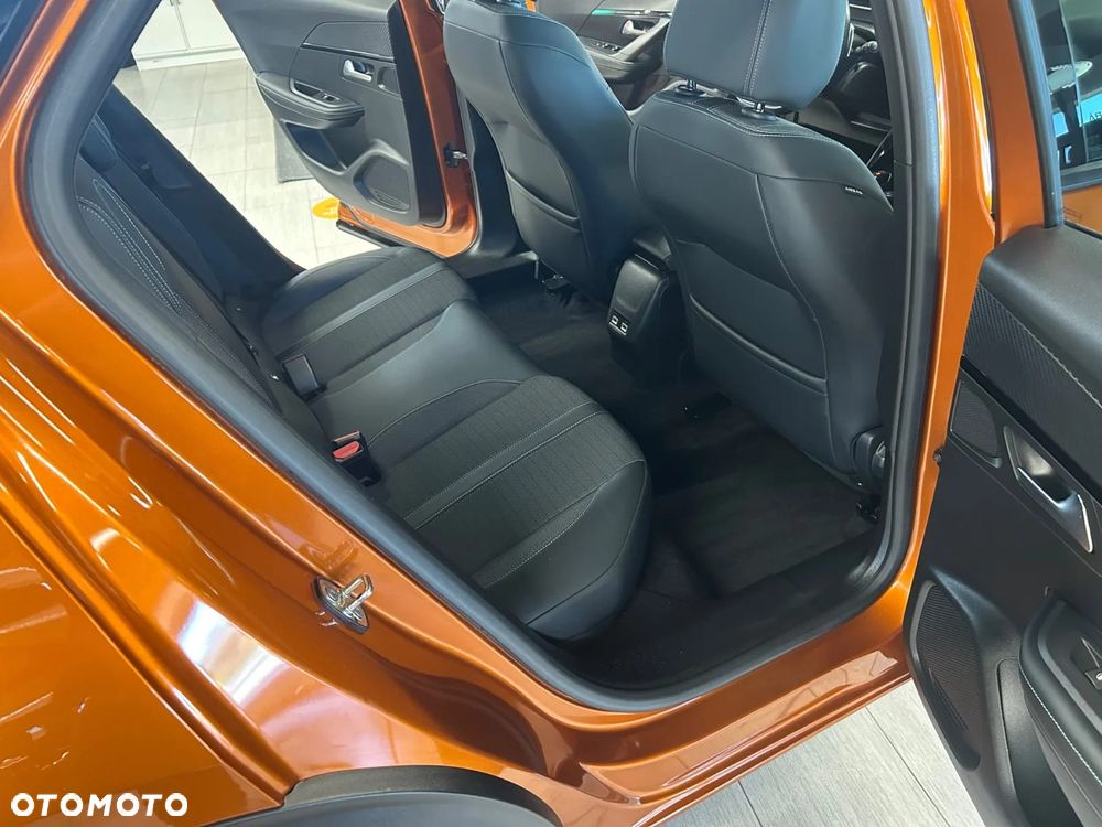 Peugeot 2008 1.5 BlueHDi Allure S&S EAT8 - 7