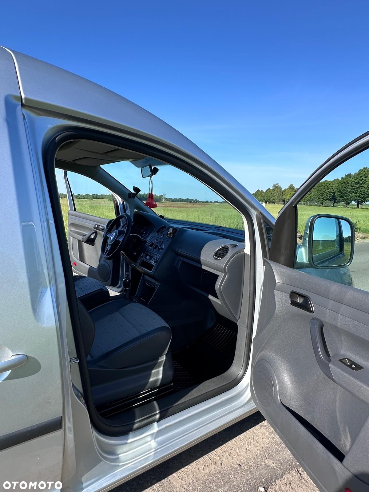 Volkswagen Caddy - 12