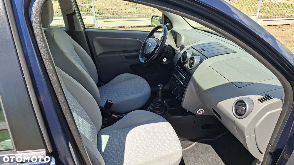 Ford Fusion - 5
