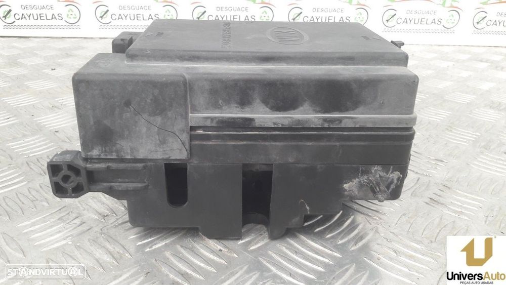 CAIXA RELÉS / FUSÍVEIS KIA CERATO SEDAN 2007 -919592F140 - 3