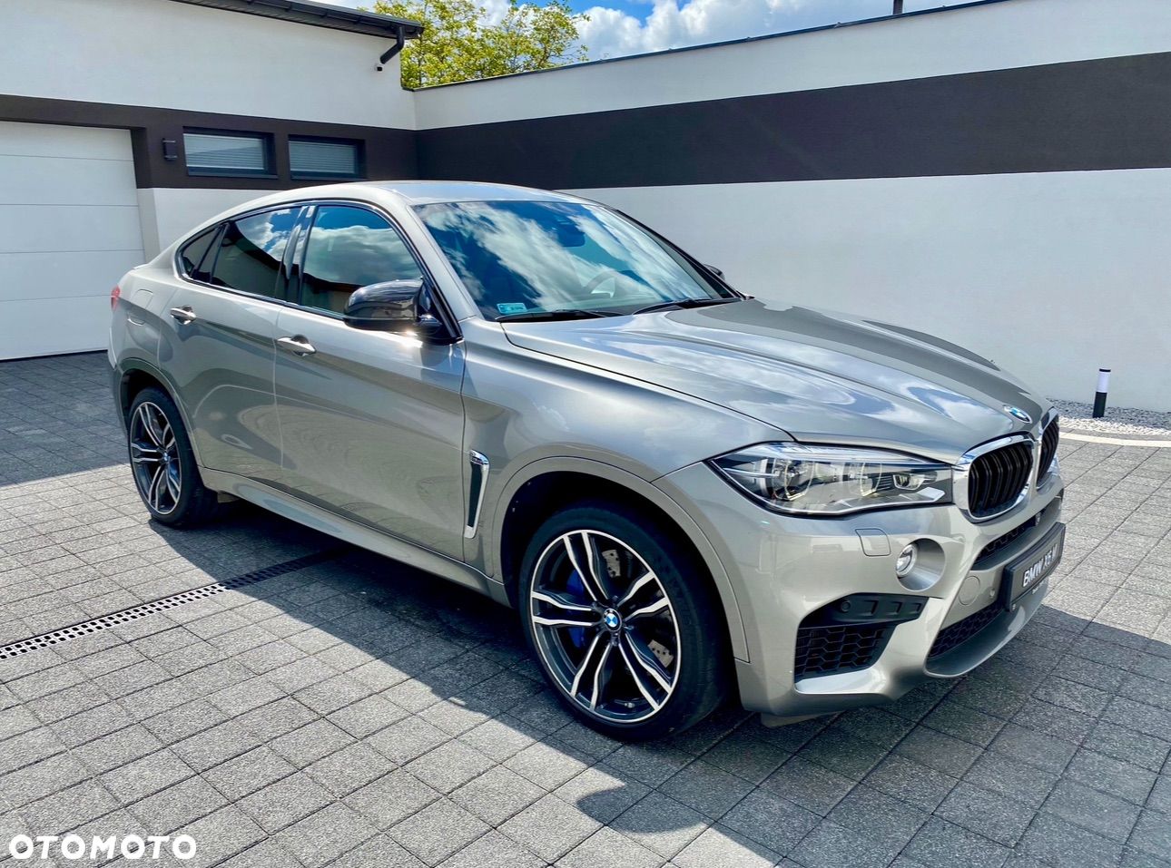 BMW X6M - 1