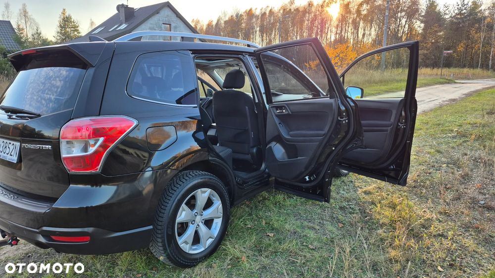 Subaru Forester 2.0i Exclusive Lineartronic EU6 - 17