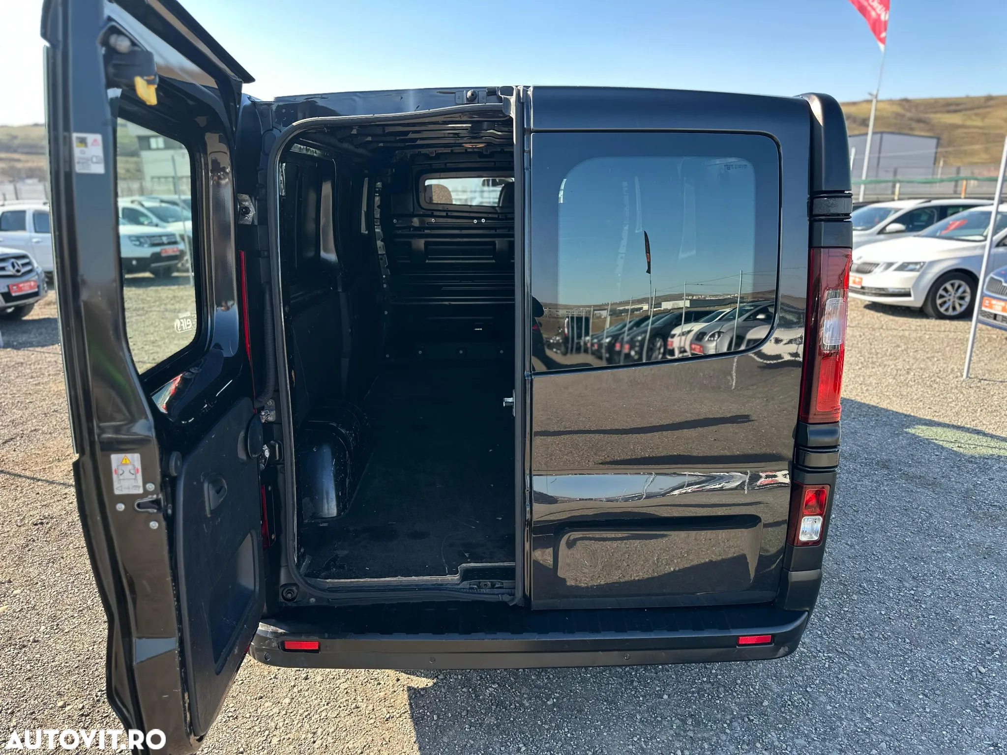 Renault Trafic - 20