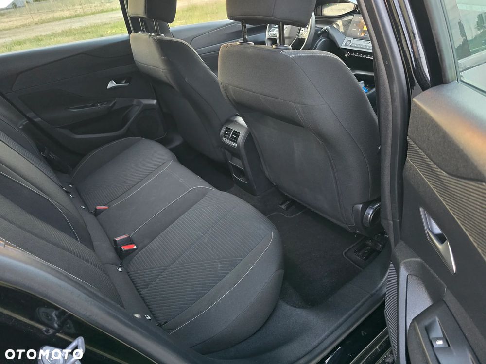 Peugeot 308 1.2 PureTech Allure S&S - 9