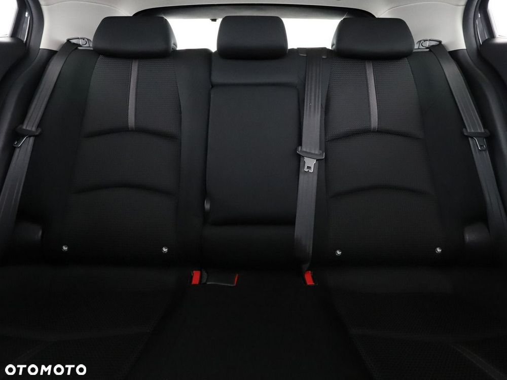 Mazda 3 SKYACTIV-G 120 KIZOKU - 19