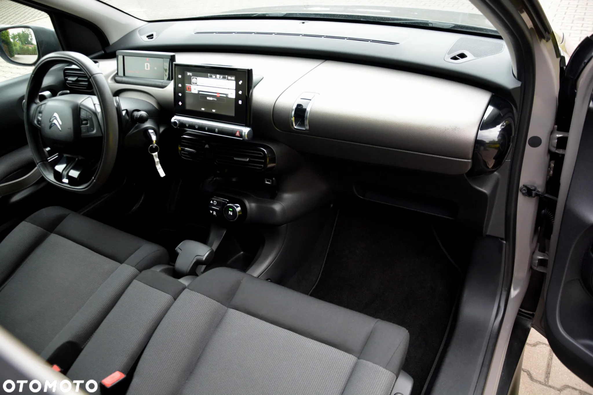 Citroën C4 Cactus e-HDi 92 ETG6 Stop&Start Shine - 19