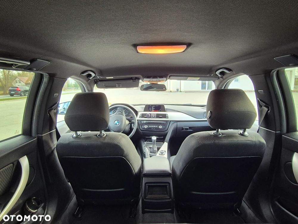 BMW Seria 3 318d - 7