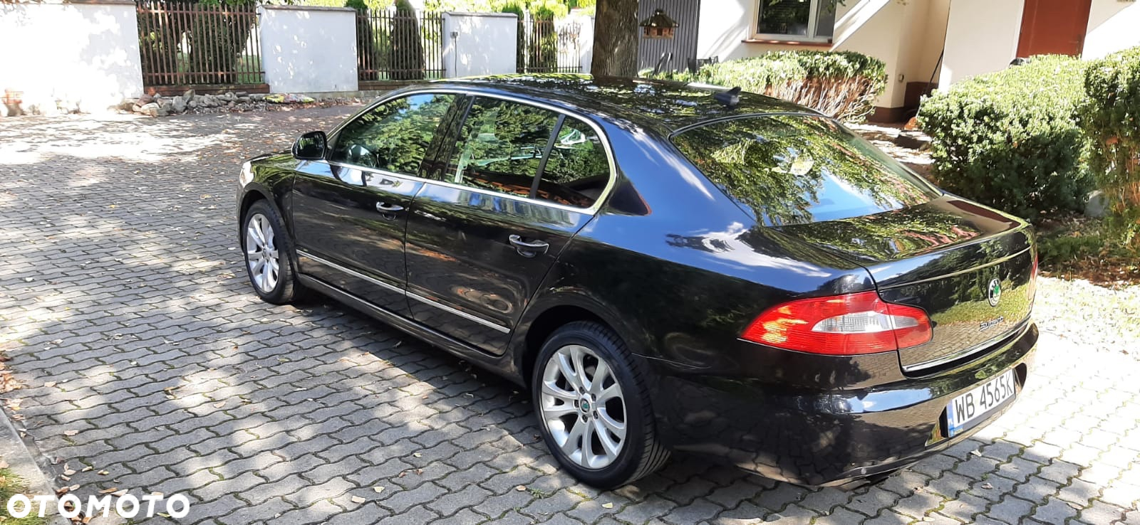Skoda Superb 2.0 TDI Elegance DSG - 5
