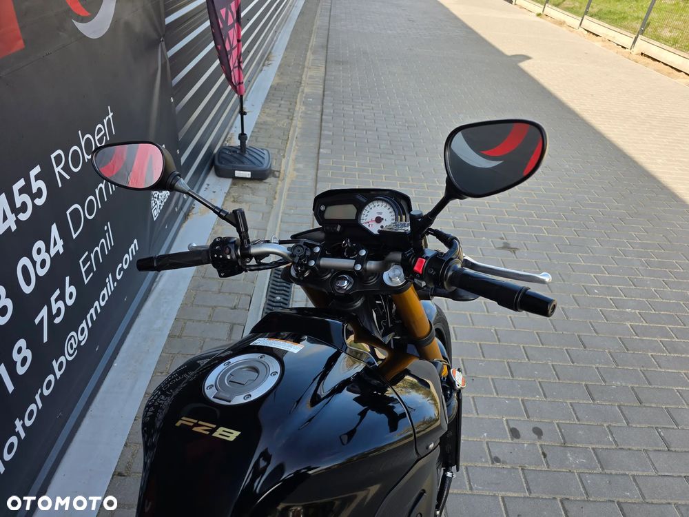 Yamaha FZ8 - 23