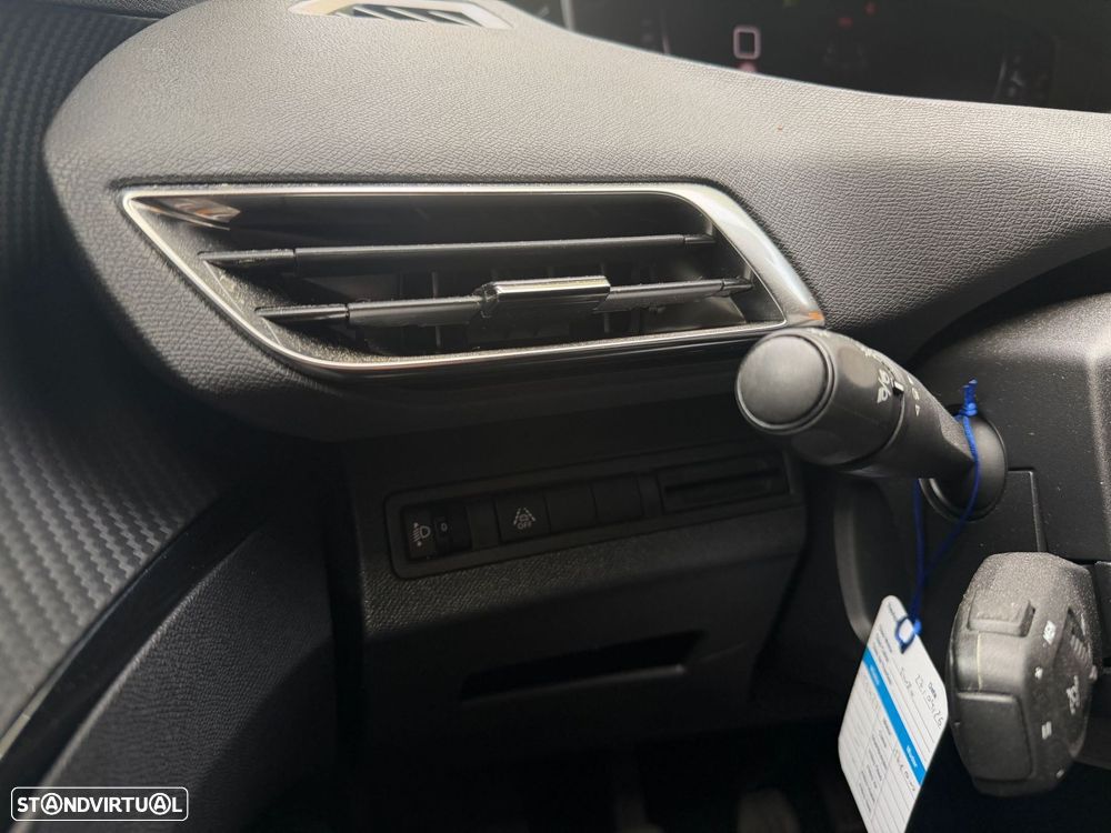 Peugeot 3008 - 18