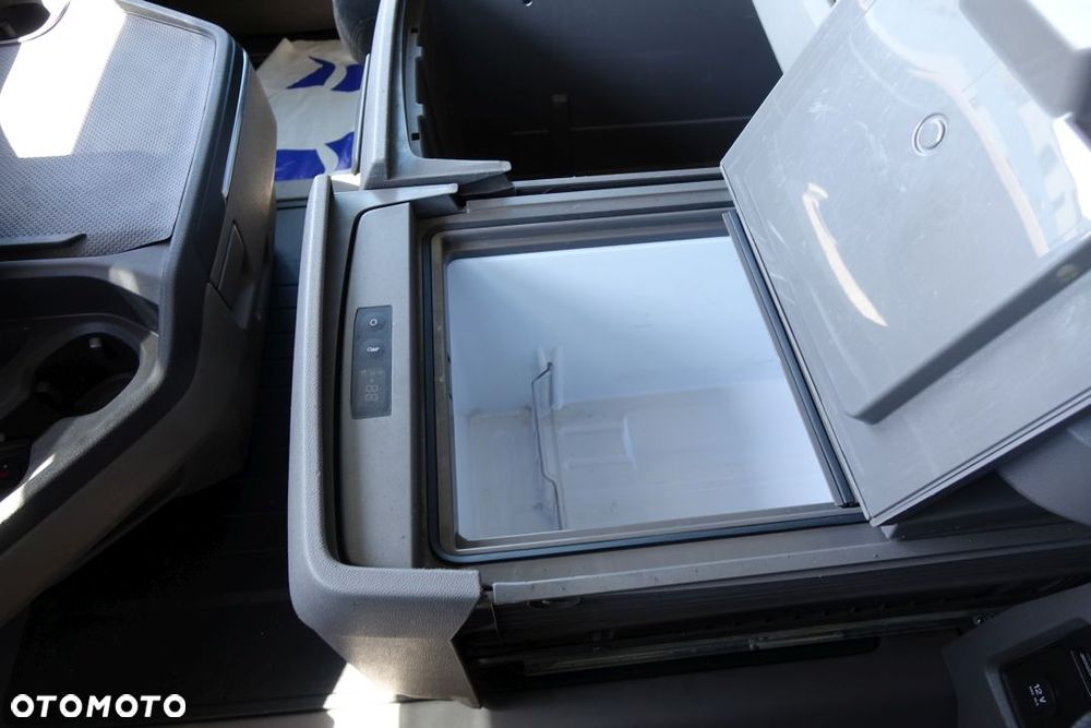 Scania R450 / EURO 6 / STANDARD/ AUTOMAT / RETARDER / LODÓWKA / NAWIGACJA / KLIMATYZACJA POSTOJOWA / 2 ZBIORNIKI - 31