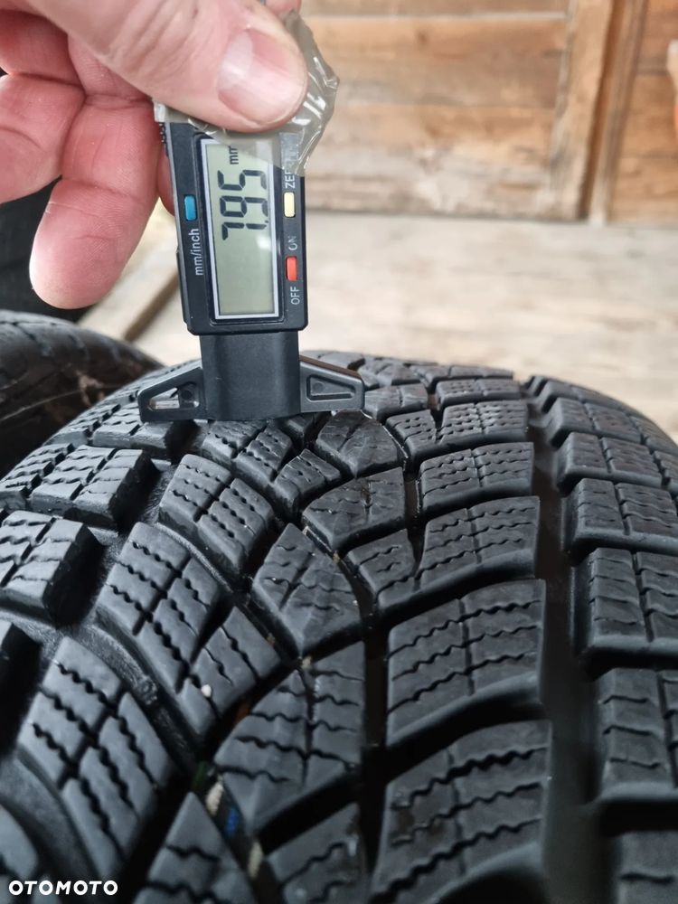 Opony Goodyear ULTRAGRIP PERFORMANCE+ SUV 215/60R17 99V 2022r,4x8mm super - 6