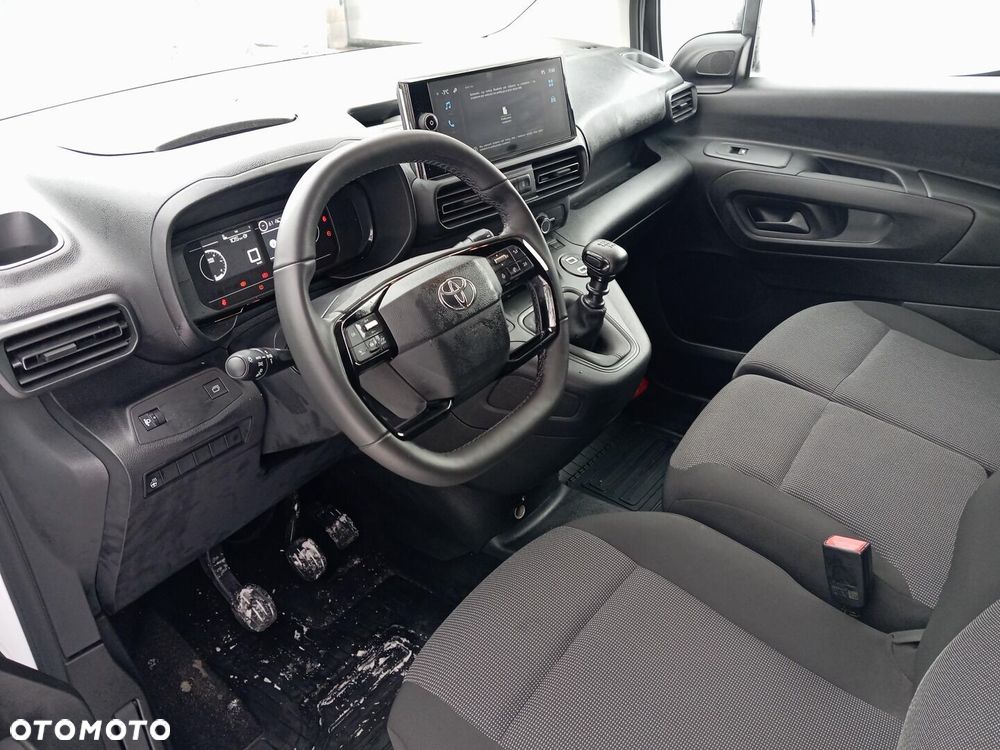Toyota PROACE CITY - 10