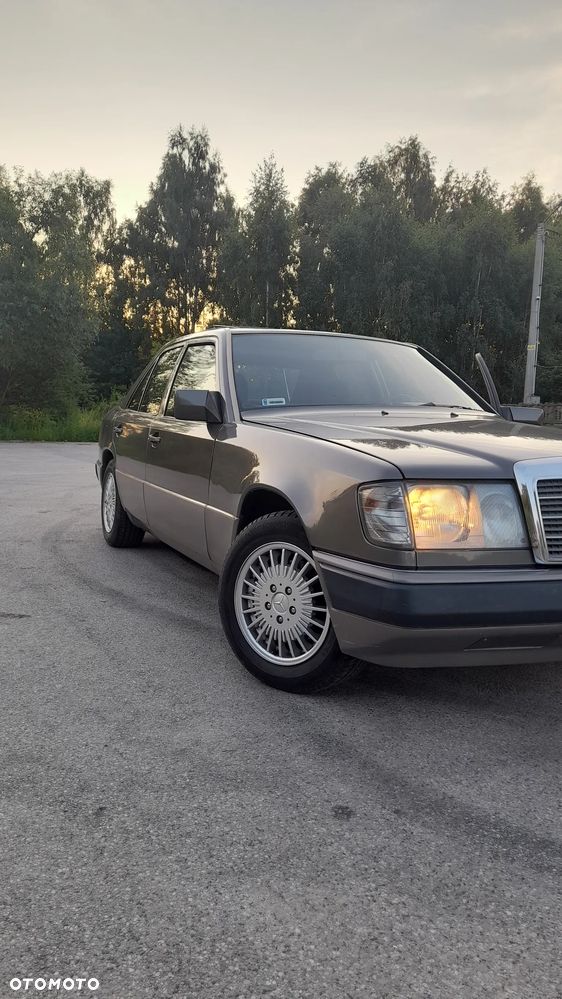 Mercedes-Benz W124 (1984-1993) - 3