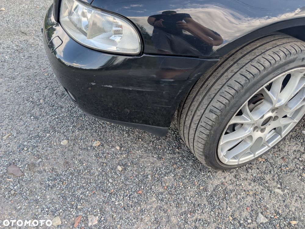 Audi A4 Limousine 2.4 - 23