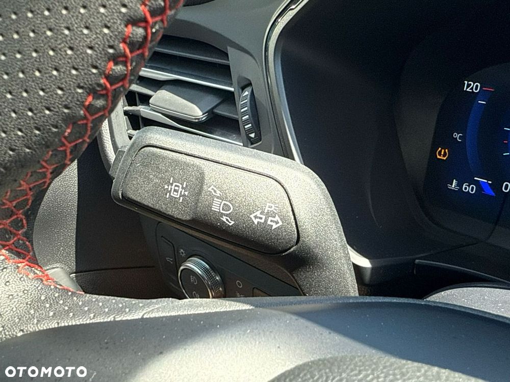 Ford Kuga 2.5 FHEV AWD ST-Line X eCVT - 40