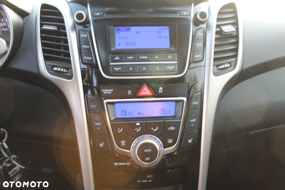 Hyundai i30 1.6 CRDi BlueDrive Comfort - 30
