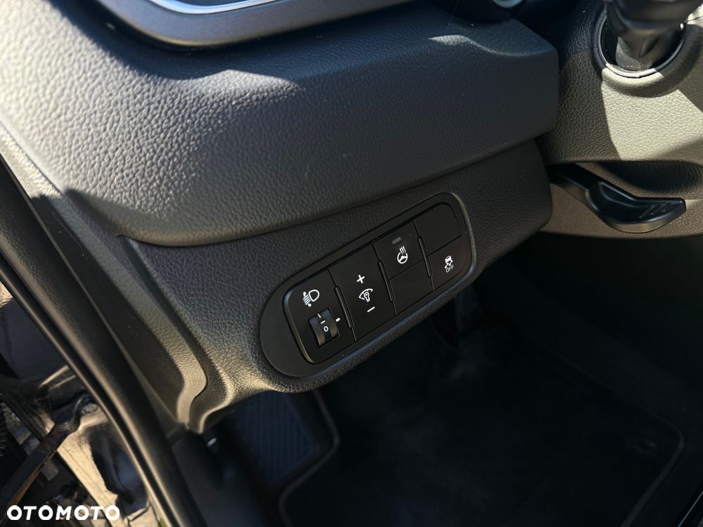 Kia Carens 1.7 CRDi L - 14