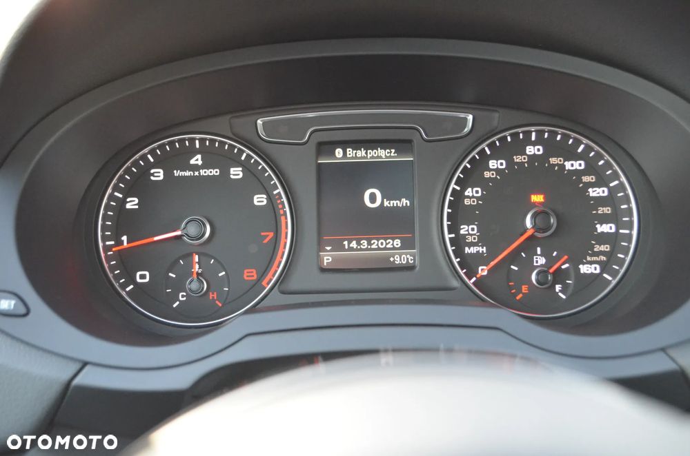 Audi Q3 - 17