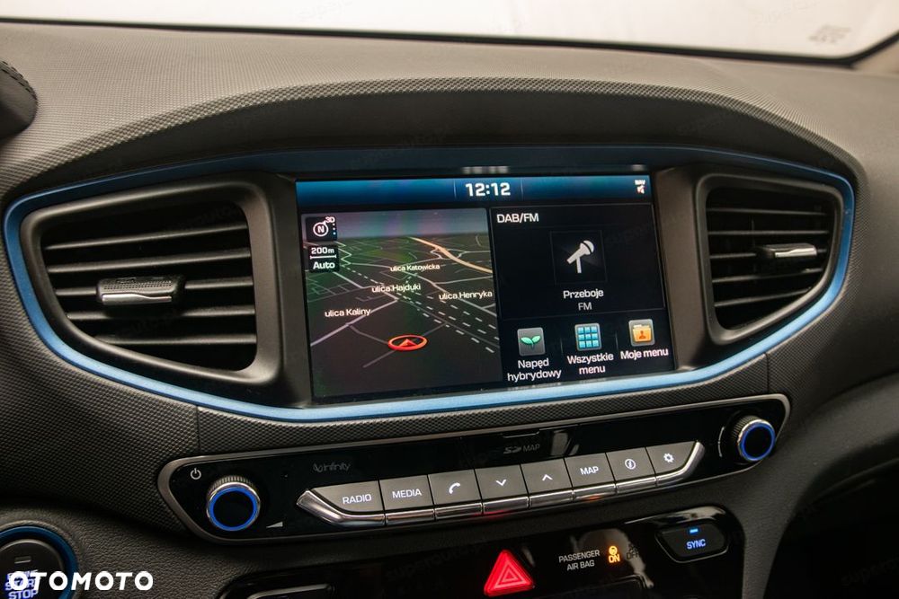 Hyundai IONIQ - 27
