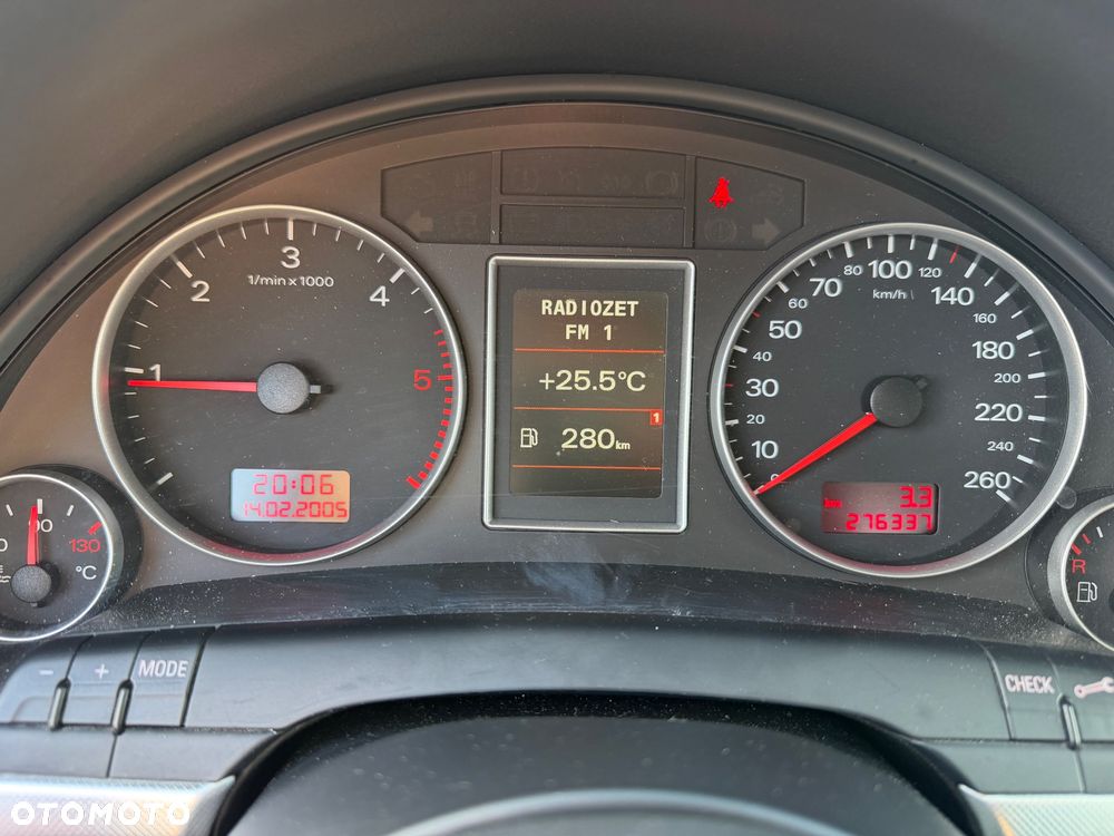 Audi A4 Avant 2.0 TDI - 10