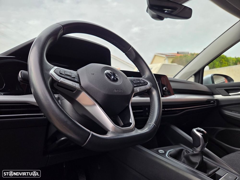 VW Golf Variant 2.0 TDi - 15