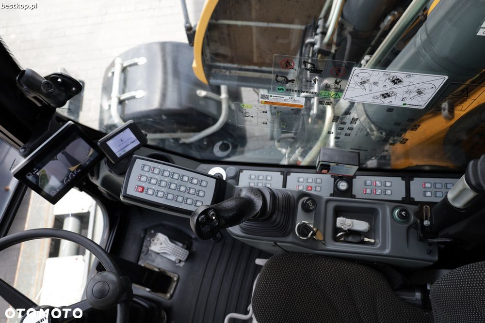 Liebherr A918 Compact - 28