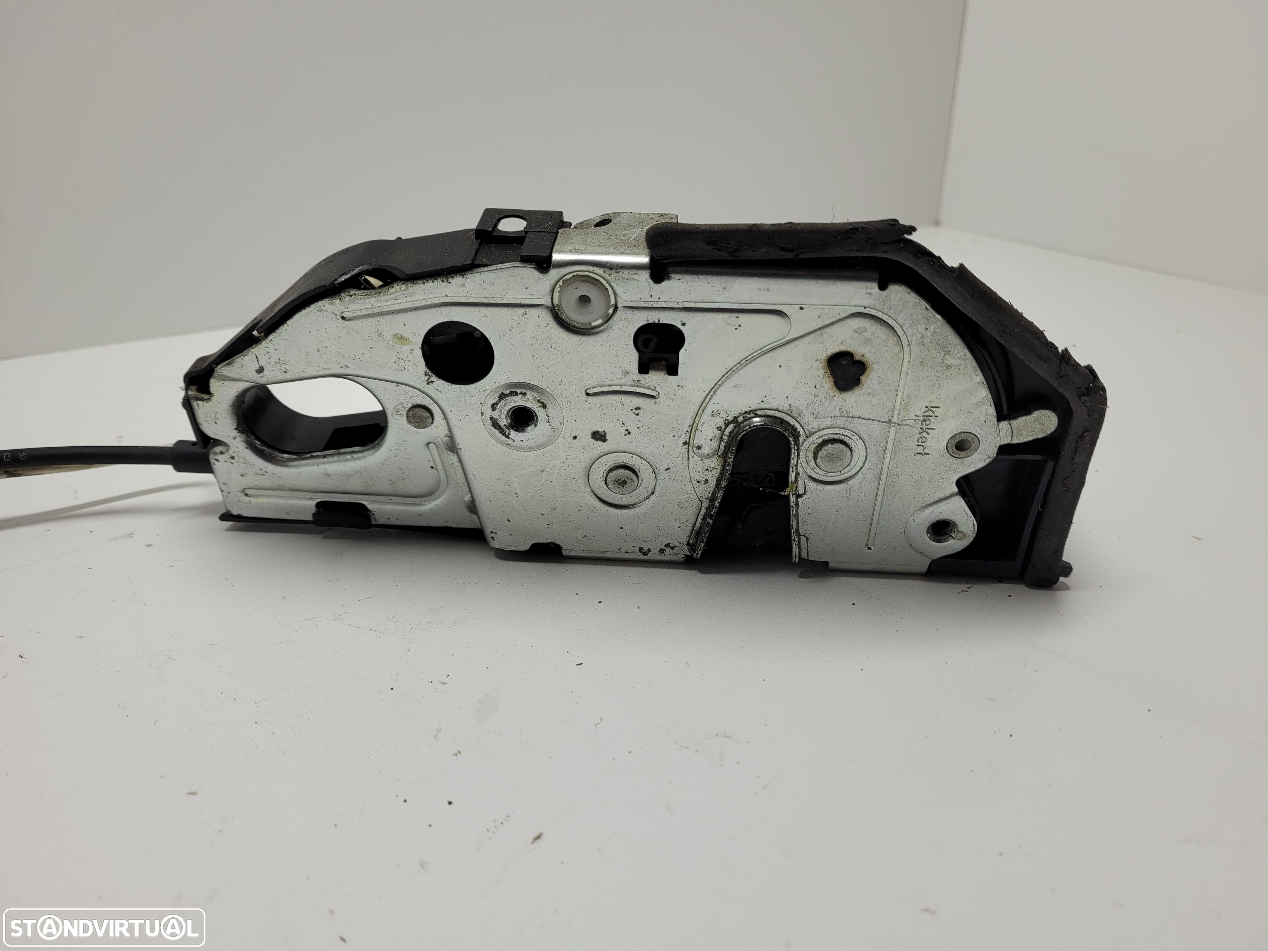 Fecho/Ficheira Porta direita BMW 6 Coupé/Cabrio F12/F13 (2011-2018) c/ Softclose - 2