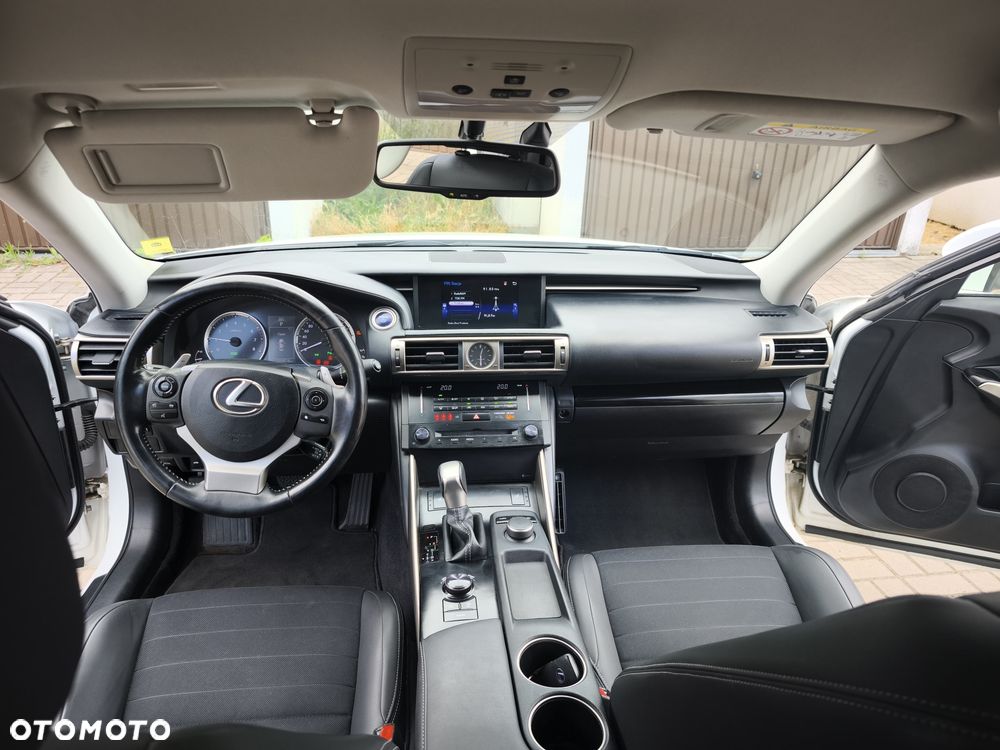 Lexus IS Sport Line - 39