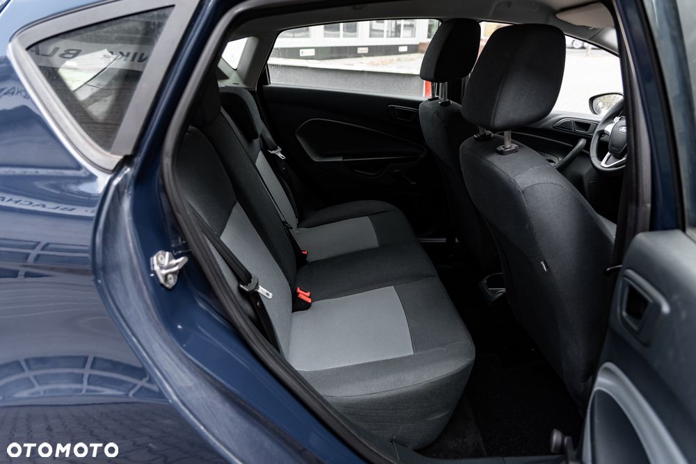 Ford Fiesta 1.25 Ambiente - 25