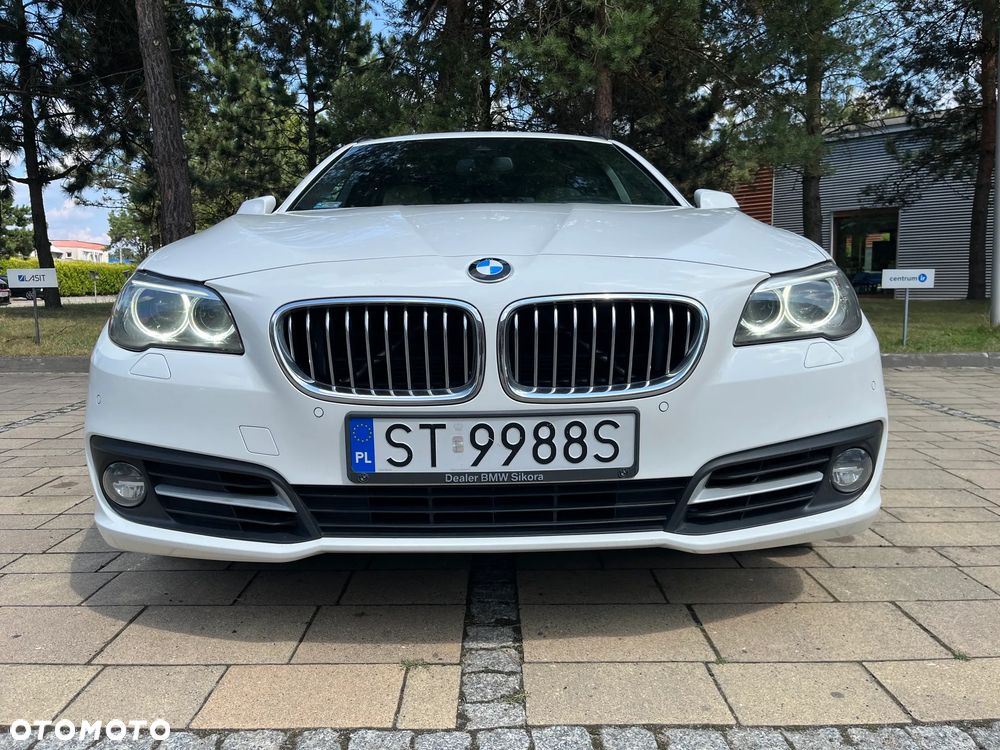 BMW Seria 5 525d xDrive - 2