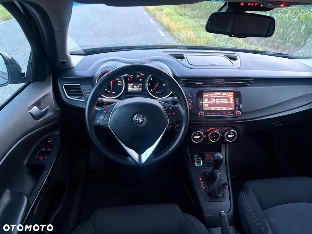 Alfa Romeo Giulietta 1.6 JTDM TCT - 24
