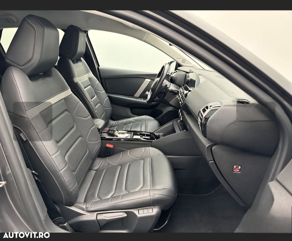 Citroën C4 BlueHDi 130 Stop&Start EAT8 SHINE - 11