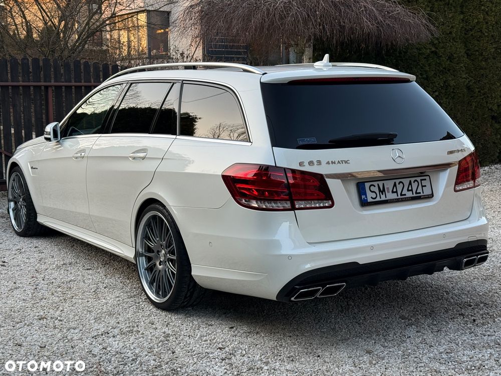 Mercedes-Benz Klasa E 63 AMG 4Matic AMG Speedshift MCT - 4