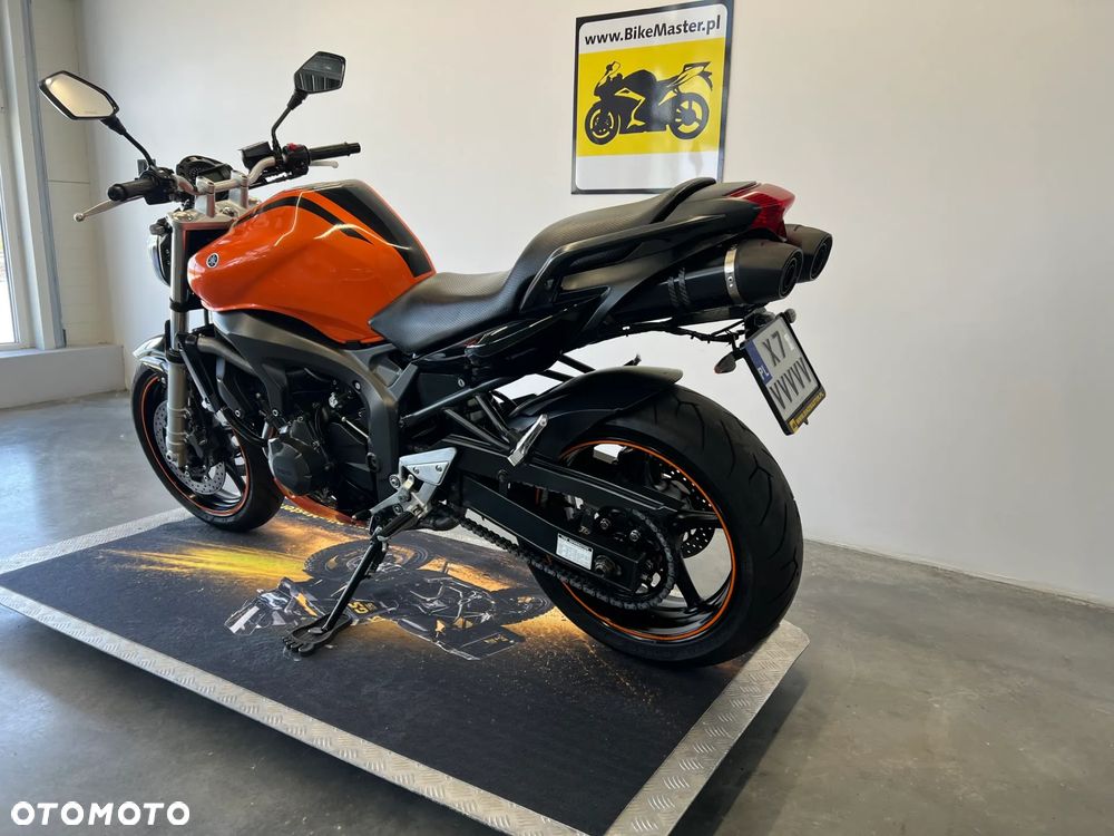 Yamaha FZ6 - 5