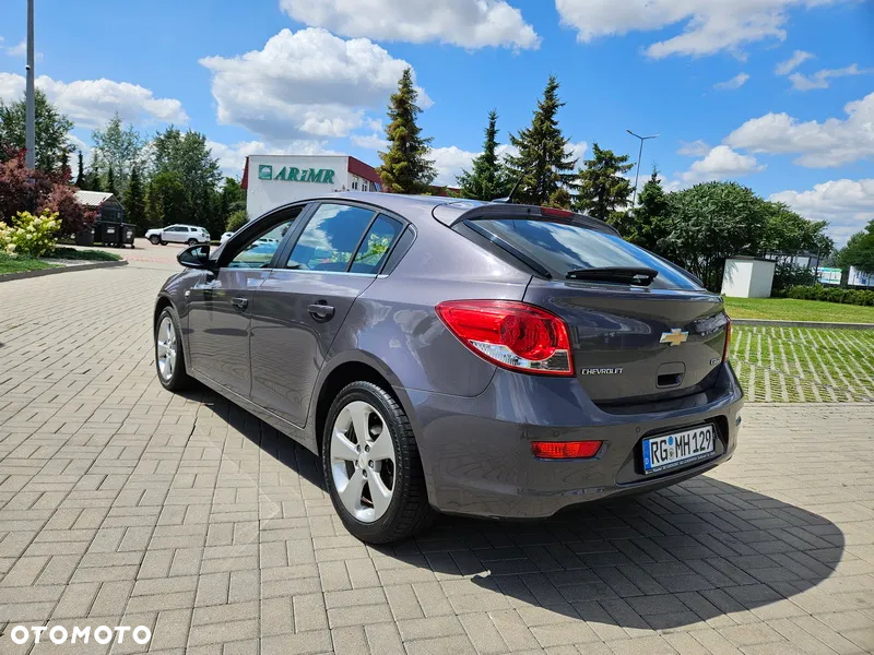 Chevrolet Cruze 1.8 LT - 4