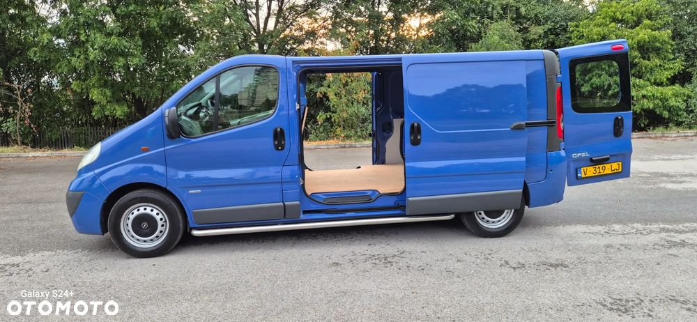 Opel Vivaro - 22