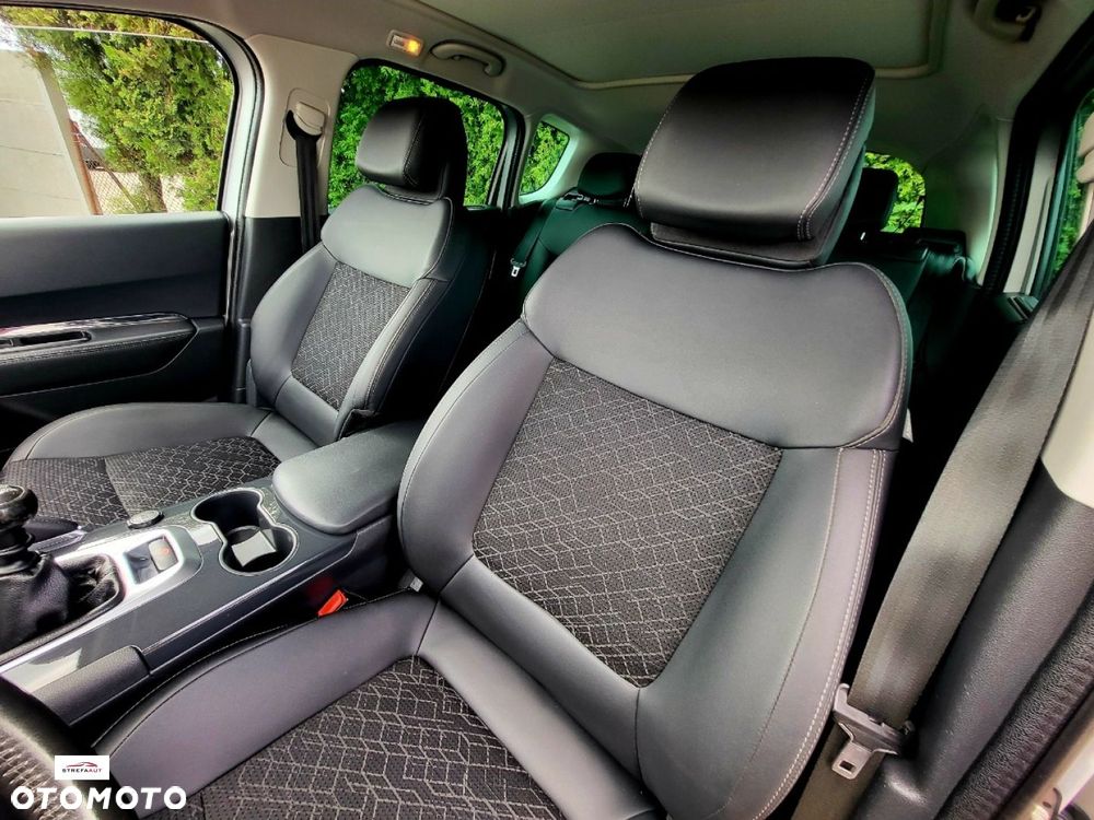 Peugeot 3008 - 11
