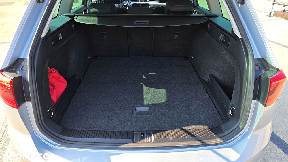 Volkswagen Passat Variant 2.0 TDI EVO Business DSG - 26
