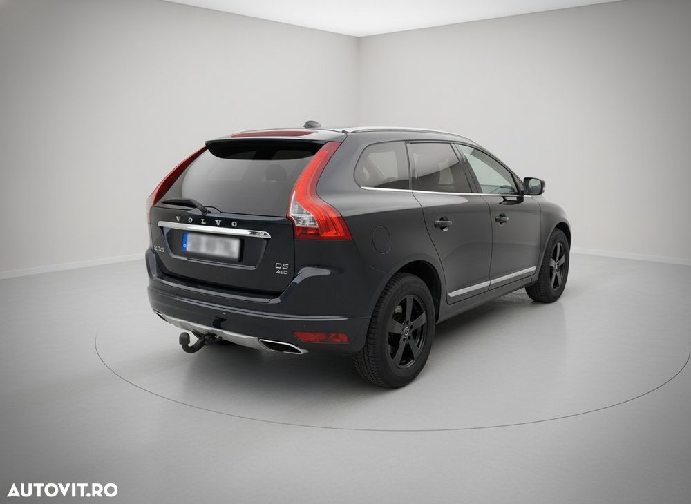Volvo XC 60 D5AWD Summum - 11