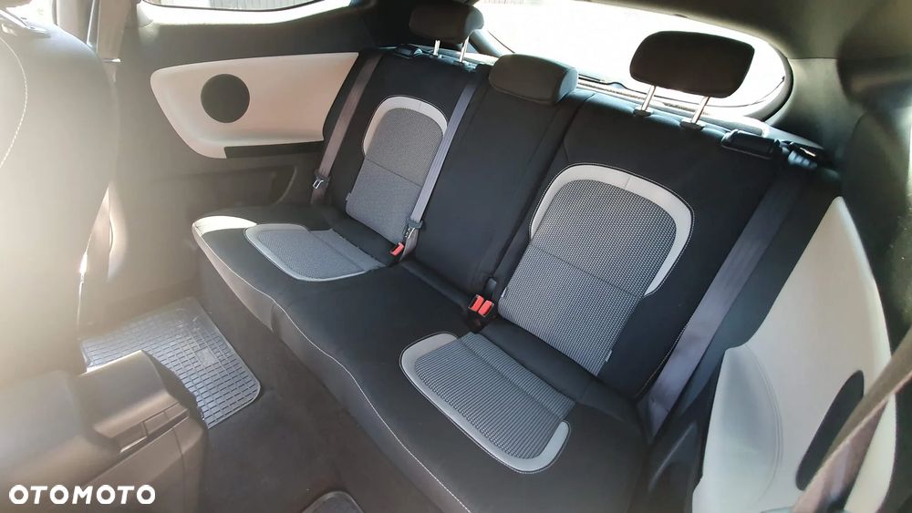 Kia ProCeed 1.6 GDI L - 31