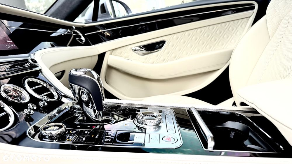 Bentley Continental GT V8 - 27