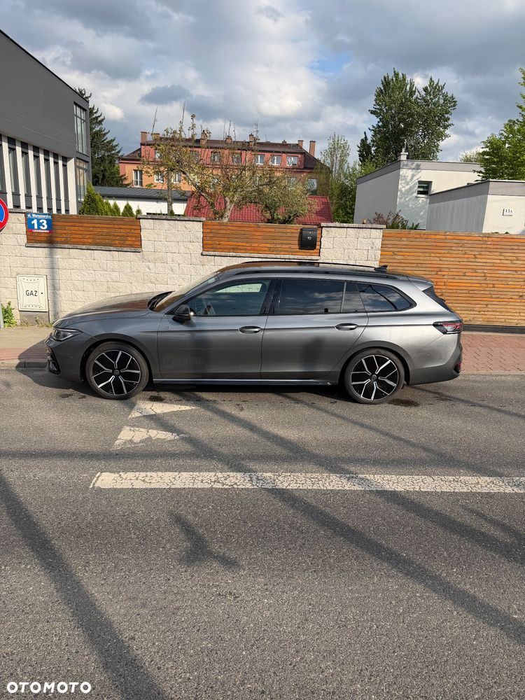 Volkswagen Passat Variant - 2