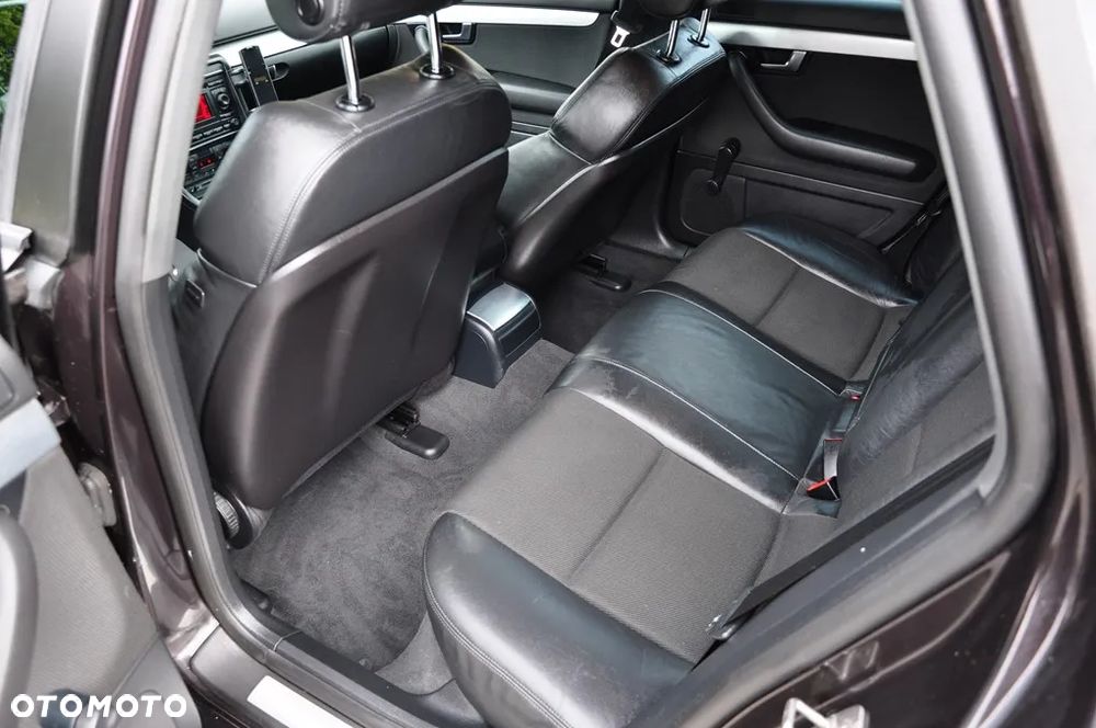 Audi A4 Avant 2.0 TDI DPF - 27