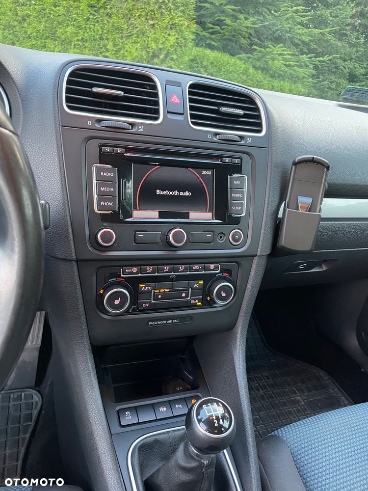 Volkswagen Golf 1.6 TDI DPF BlueMotion - 15