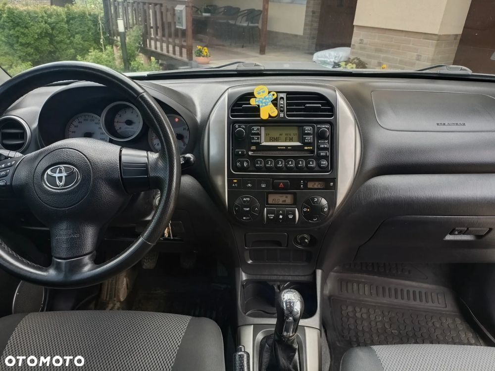 Toyota RAV4 2.0 D-4D 4x4 - 2