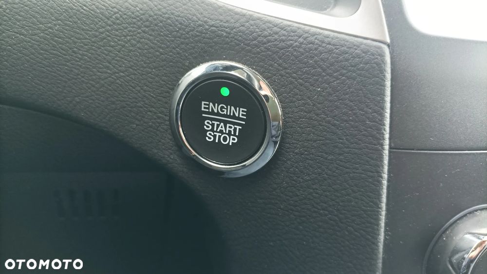 Ford S-Max 2.5 Hybrid Titanium CVT - 24