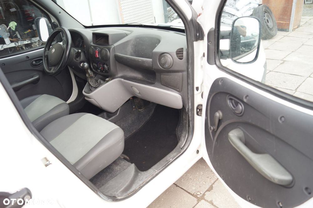 Fiat Doblo - 21