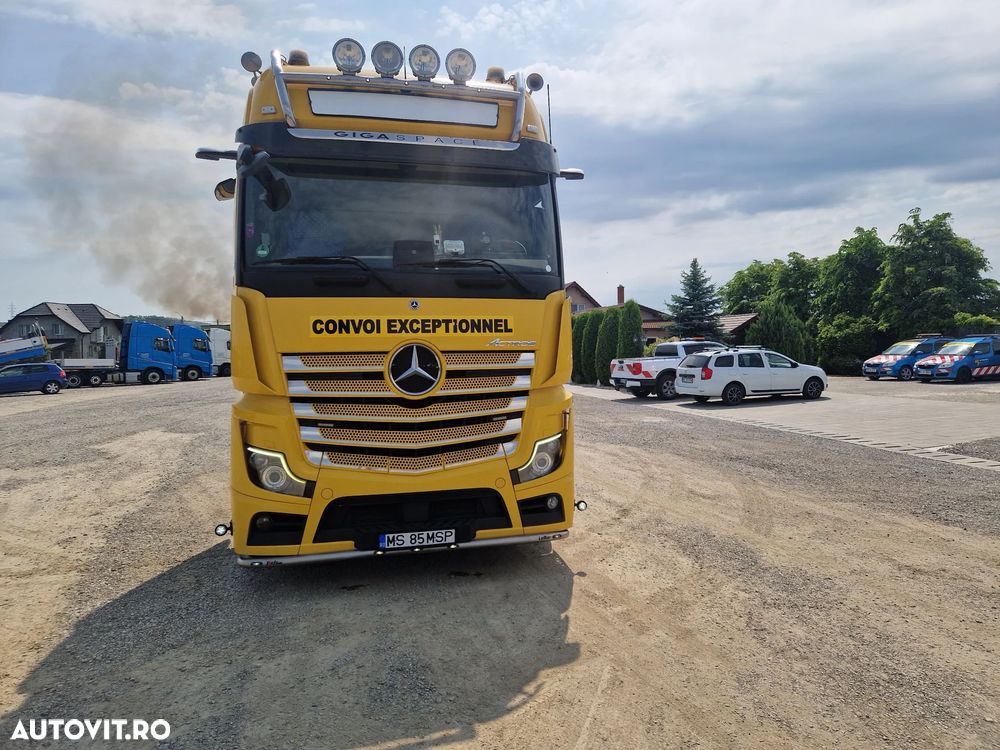 Mercedes-Benz 2553 - 8